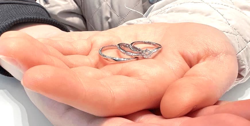 【新潟市】NIWAKAの婚約指輪・結婚指輪をお作りいただきました