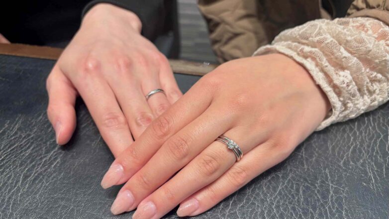 【妙高市・上越市】ロイヤル・アッシャーの婚約指輪と結婚指輪をおつくりいただきました