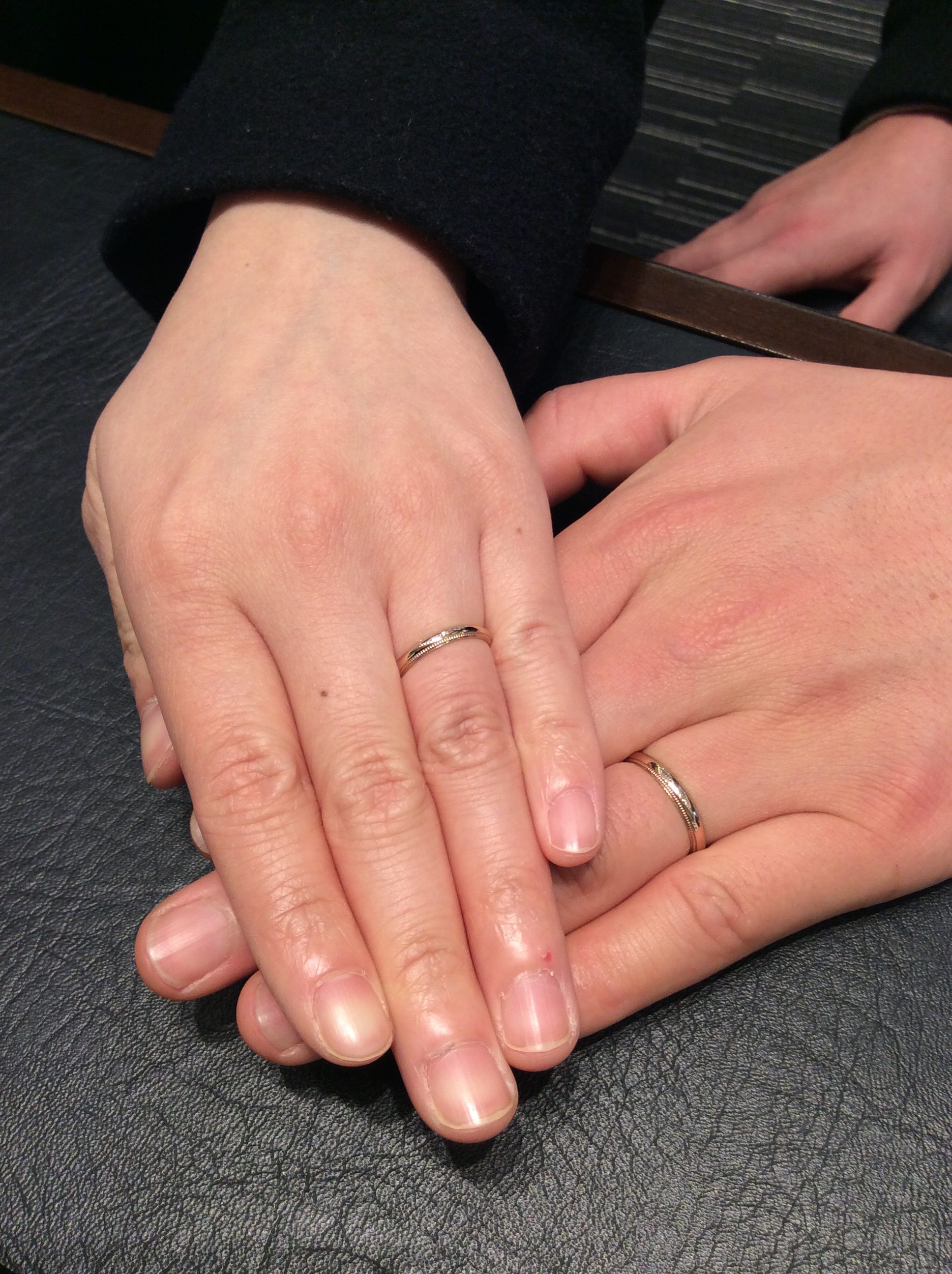 結婚指輪 俄(にわか) の『ことほぎ』ミル打ちタイプをピンクゴールドで 