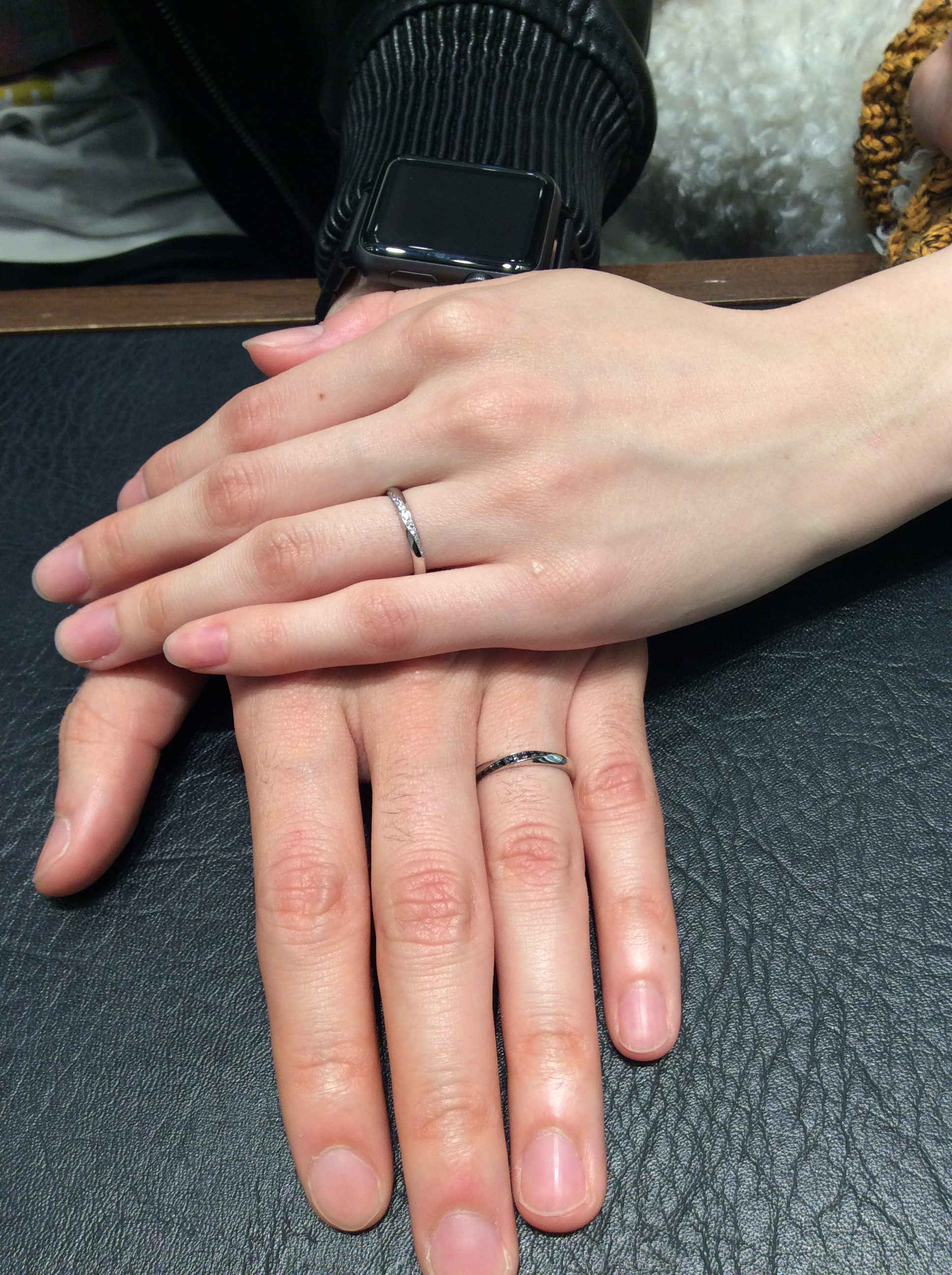 白と黒のダイヤモンドの輝きが美しい結婚指輪💗(東蒲原郡/S様ご夫婦)