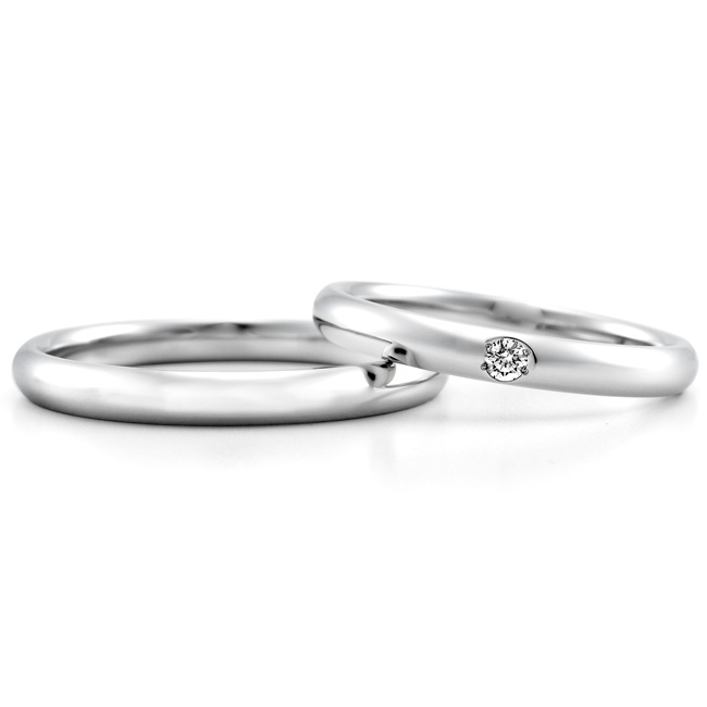 ロイヤルアッシャーの1石デザインの結婚指輪
