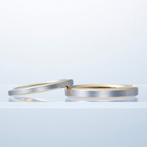 N.Y.NIWAKAのヘアライン仕上げの結婚指輪「ハーモニー」