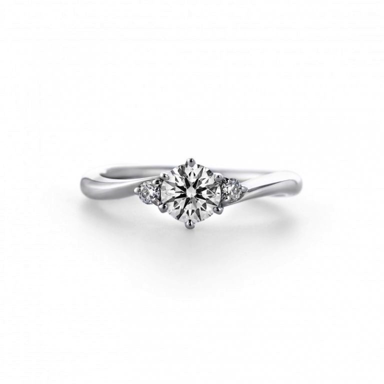 婚約指輪（エンゲージリング）、ダイヤモンド、プラチナリング