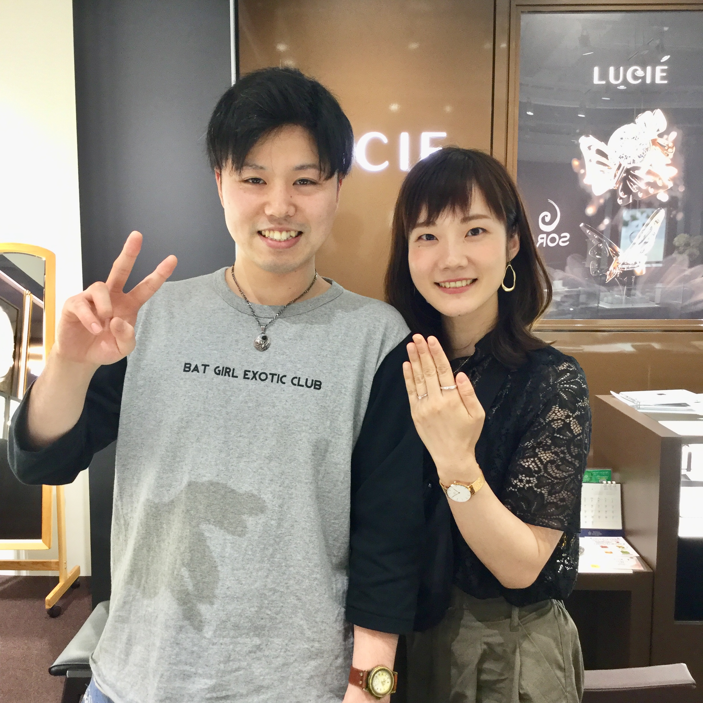 ピンクサファイアの大人可愛い婚約指輪｜ルシエのセリーンをご成約（新潟県上越市R様・S様） - ISSHINDO Bridal Blog