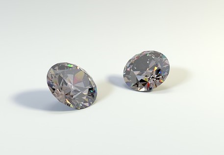 ダイヤモンドのランクやグレードとは？4Cによる本当に美しいダイヤモンドの見分け方