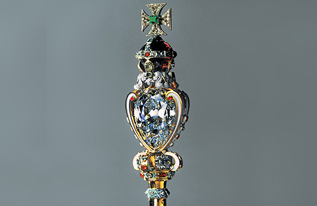 イギリス王室の王笏にセッティングされたロイヤル・アッシャー・ダイヤモンドがカットしたダイヤモンド
