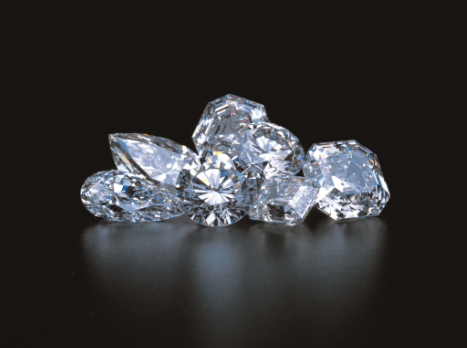 ダイヤモンドはなぜ美しい その理由を文系にもわかるように解説 Isshindo Bridal Blog