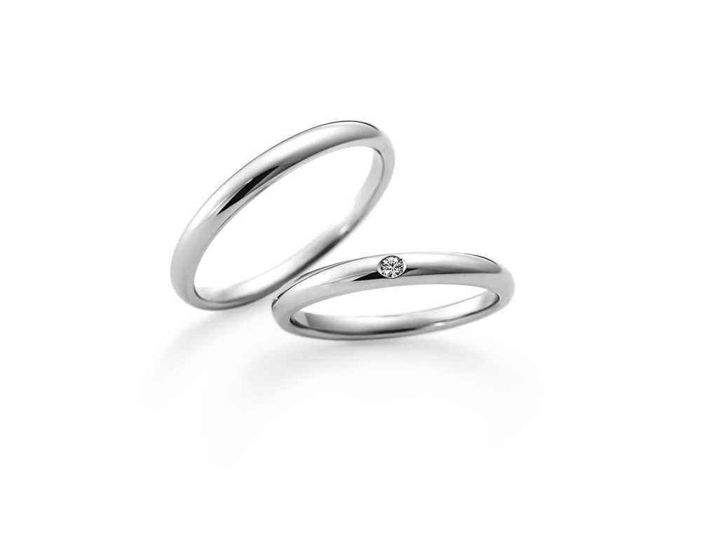 ラザールダイヤモンド プラチナ シンプルな結婚指輪