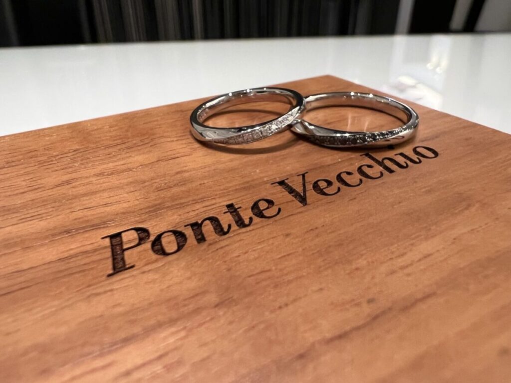 ポンテヴェキオの結婚指輪　リンコントロの画像