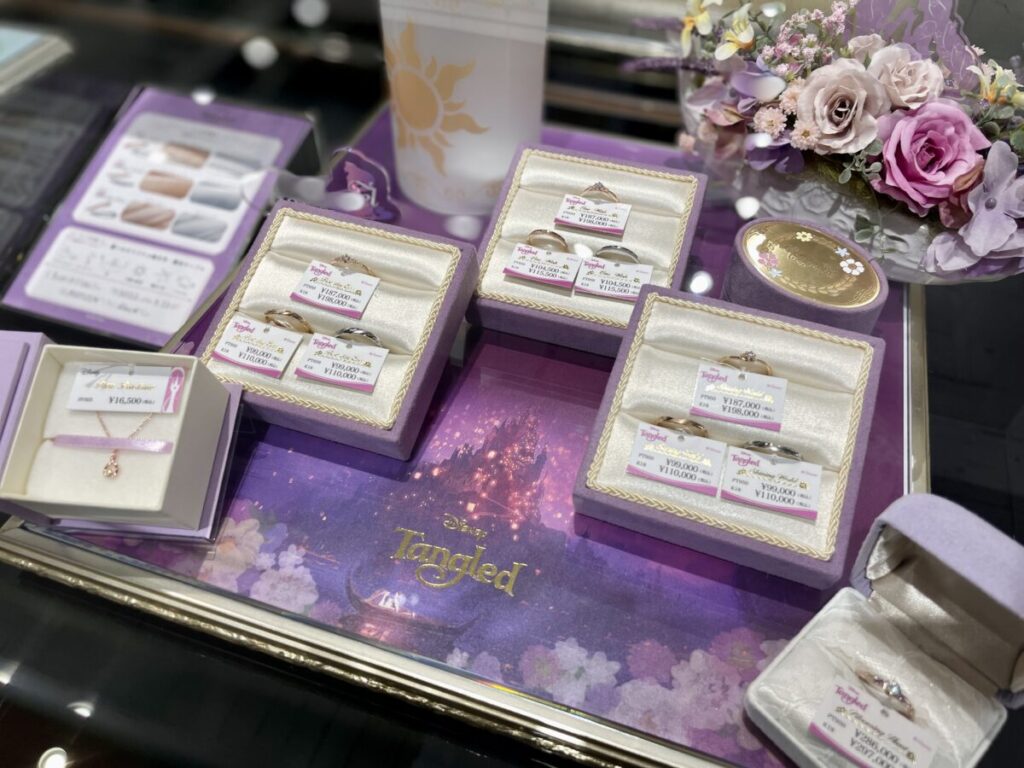 一真堂万代店のラプンツェルコレクション