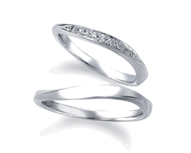 S字の結婚指輪