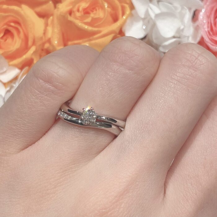 結婚指輪　重ねづけ　ウェーブ