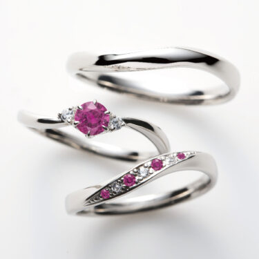 ルビーで作れる結婚指輪！華やかな赤い宝石