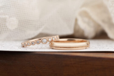 ピンクゴールドの結婚指輪｜人気デザインやメリットデメリットをご紹介