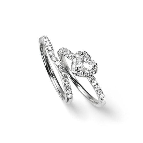 ハートシェイプダイヤモンドの婚約指輪