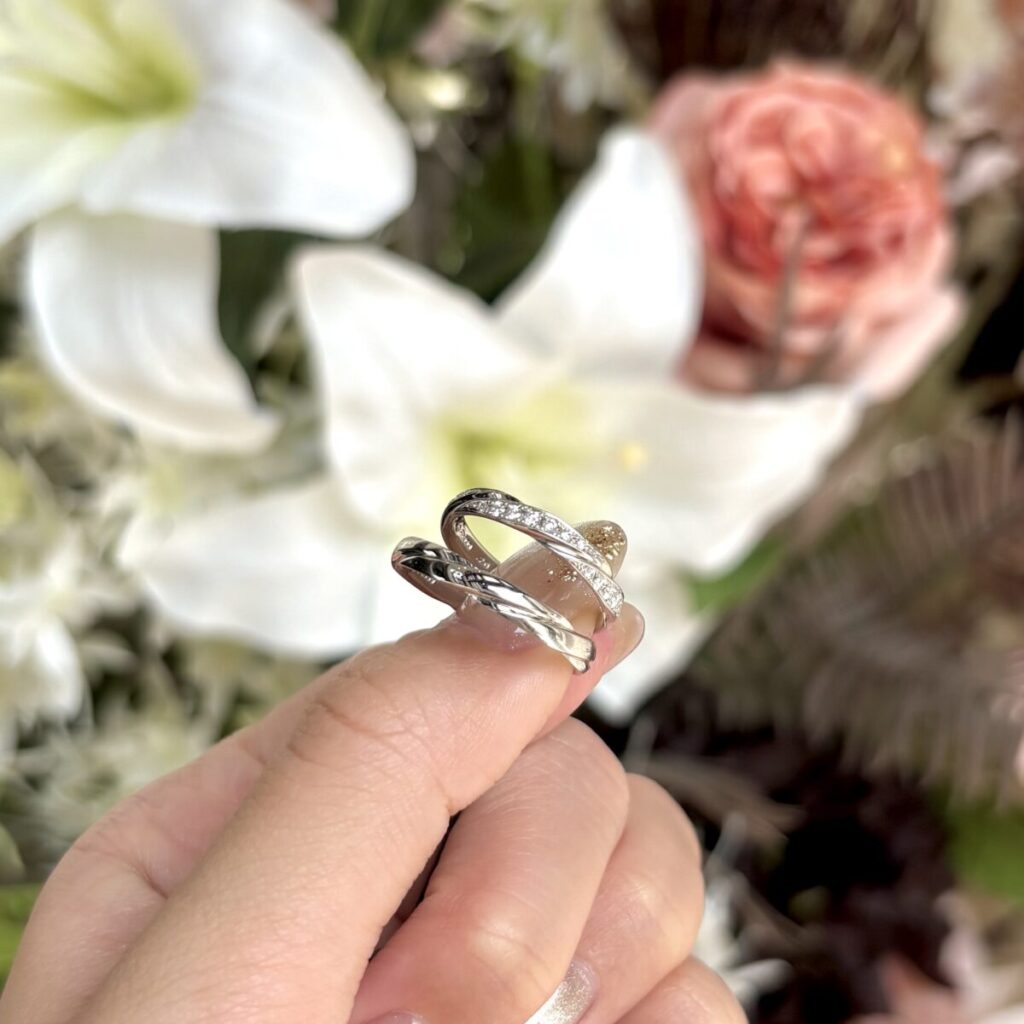 着け心地の良いロイヤル・アッシャーピュールプラチナの結婚指輪
