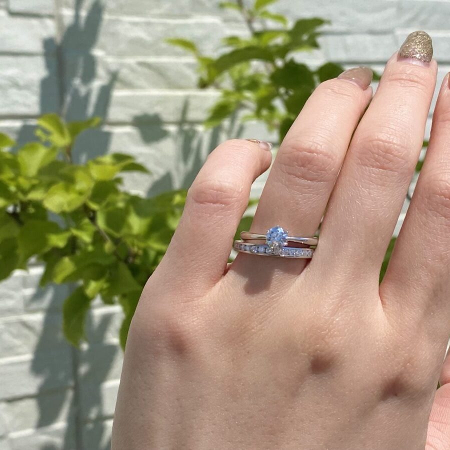 ロイヤル・アッシャーの婚約指輪とエタニティリング
