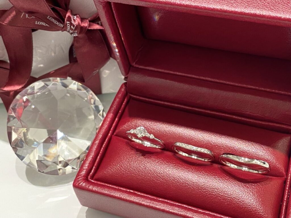 婚約指輪と結婚指輪