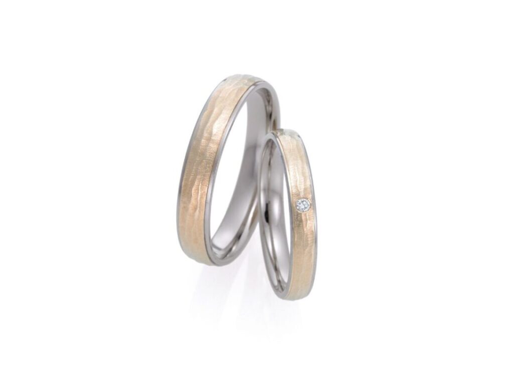 リンデマットの表面加工 フィッシャーの結婚指輪
