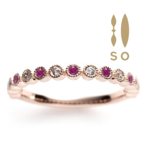 結婚指輪はダイヤ以外の選択肢も！他の宝石、ダイヤなしのデザインをご紹介