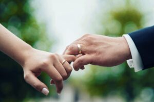 職人が作る結婚指輪の魅力｜一生ものにふさわしいブランド2選