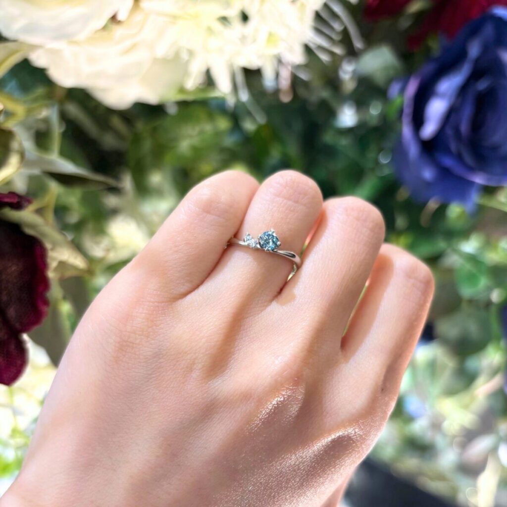 アイスブルーダイヤのローブドゥマリエ　着用画