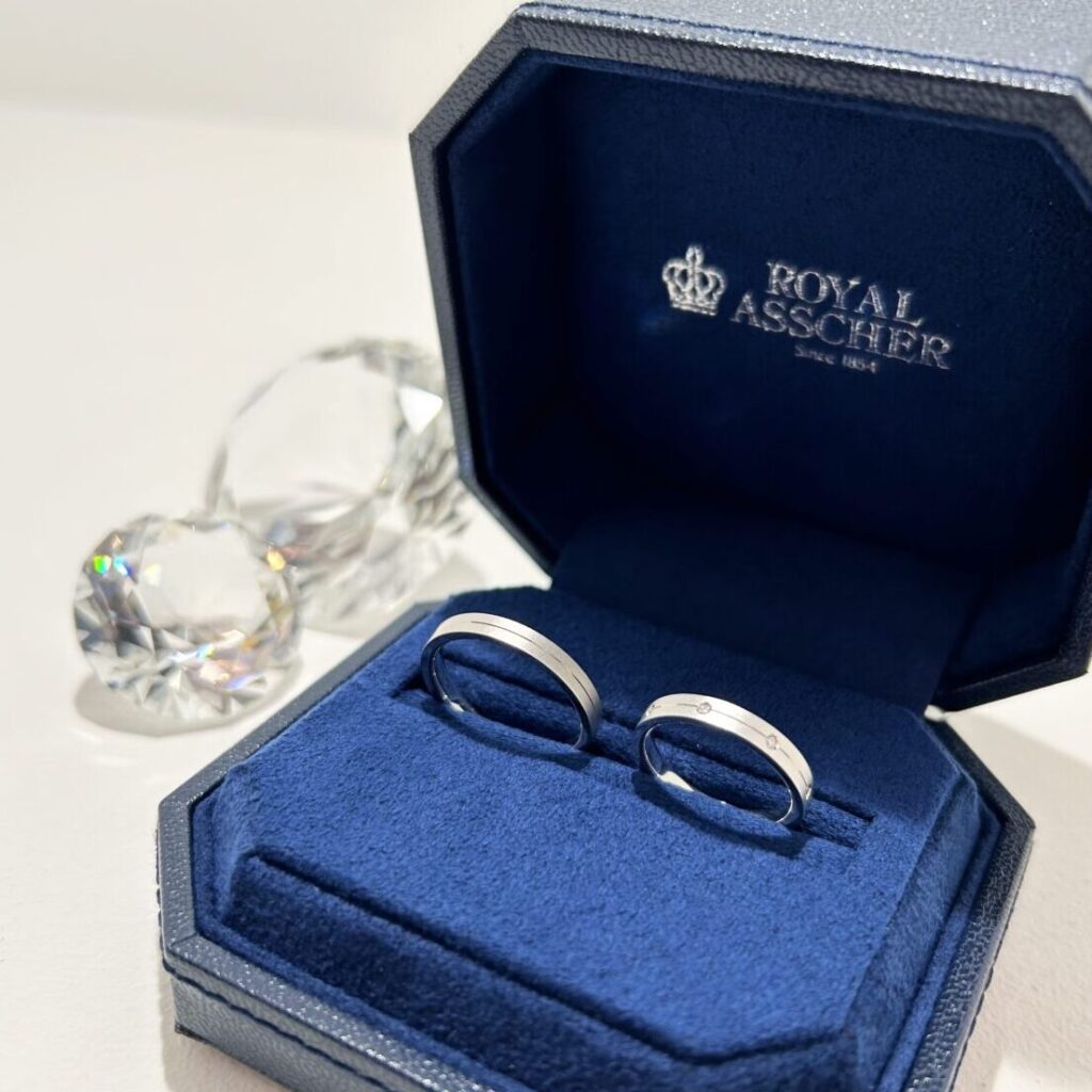 ロイヤル・アッシャー結婚指輪　WRA027 WRB018