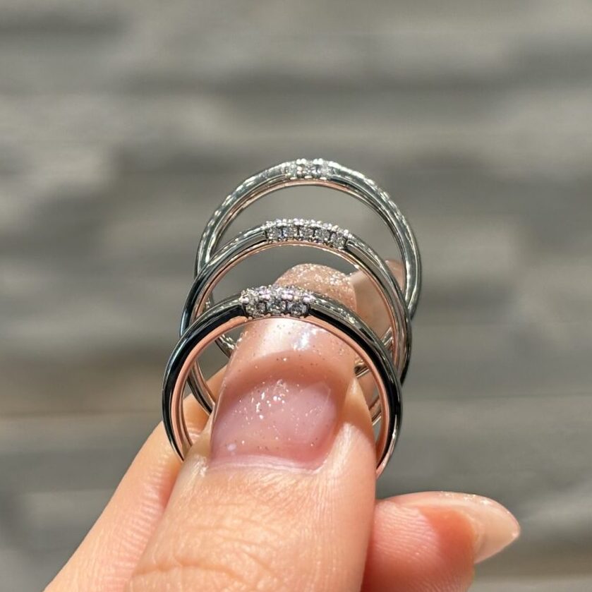 ラザールダイヤモンドの結婚指輪「スリーサイド」