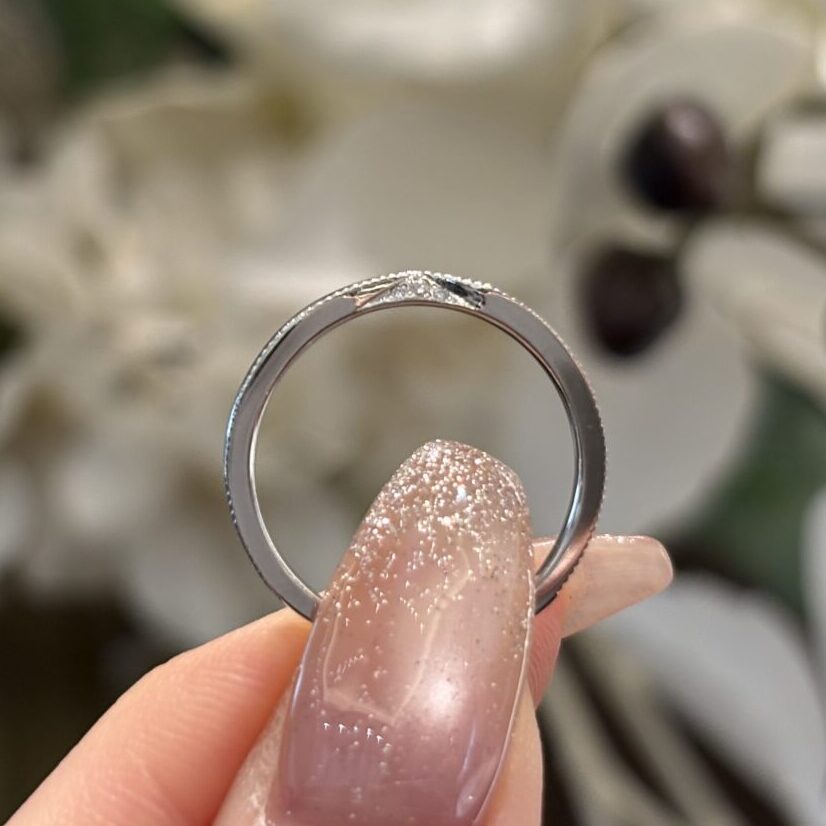 ラブボンドの結婚指輪　リボン