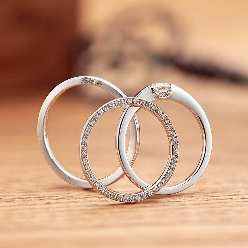 ラブボンドのセットリング「ラブ&ティーフォー・ナンバーワン」