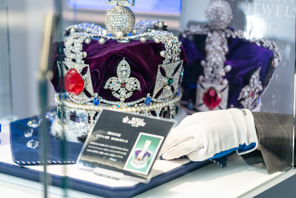 ロイヤル・アッシャー 王冠