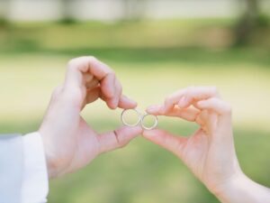 結婚指輪選びで重視したポイントは？先輩カップルに聞いたランキングTOP5
