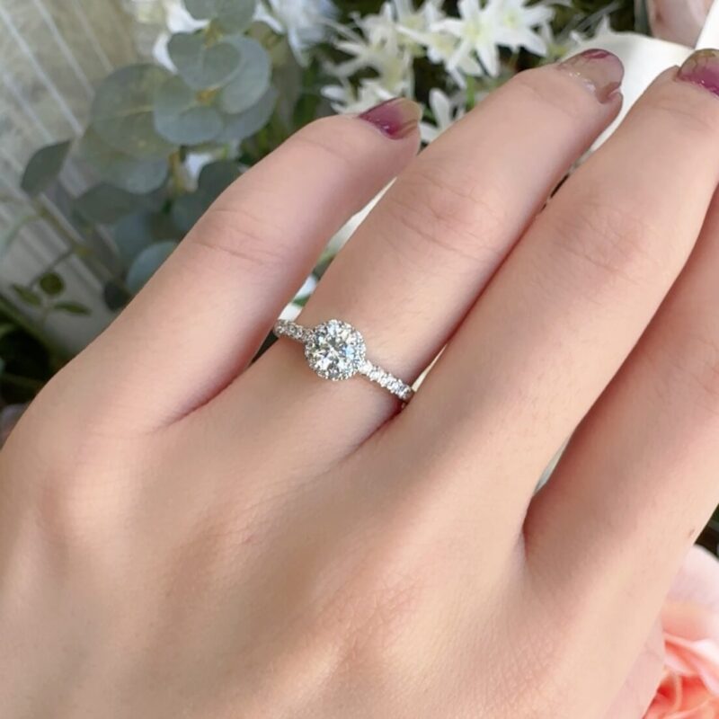 ロイヤル・アッシャーの婚約指輪　ERA820