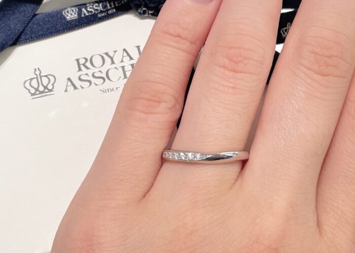 ロイヤル・アッシャーの結婚指輪WRB069
