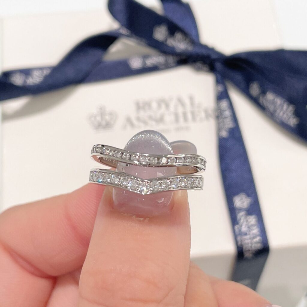 ロイヤル・アッシャーの結婚指輪JRA0226BP/WRB066