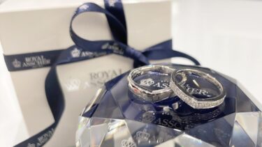 ロイヤル・アッシャーの結婚指輪WRA056/WRB066