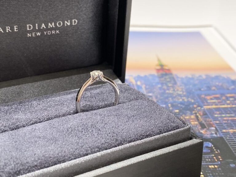 プロポーズの婚約指輪