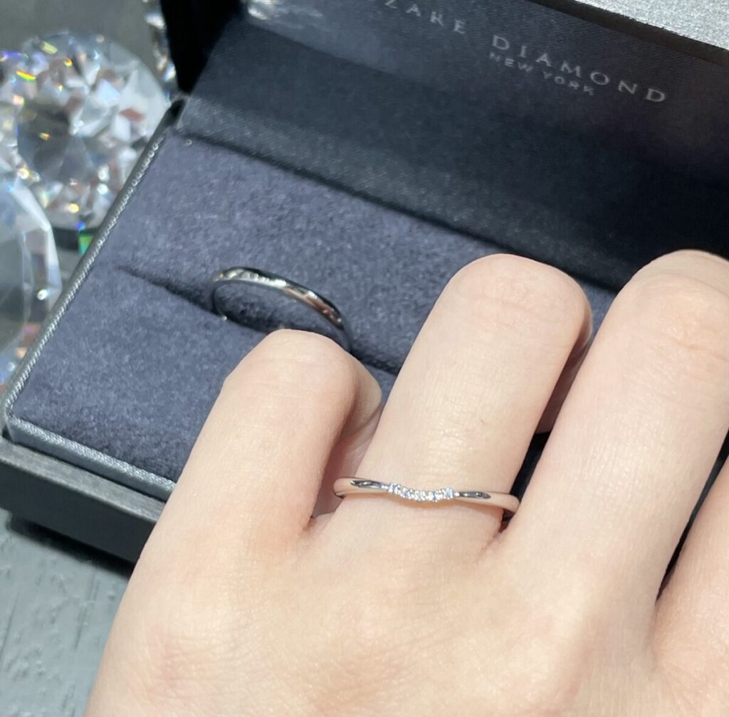 ラザールダイヤモンドの結婚指輪　ポピー