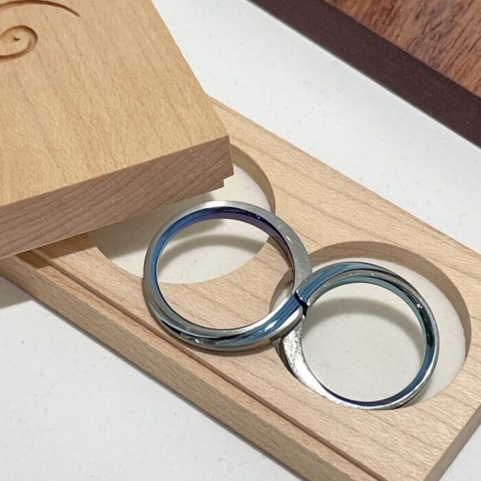 SORAの結婚指輪　レムニスケート