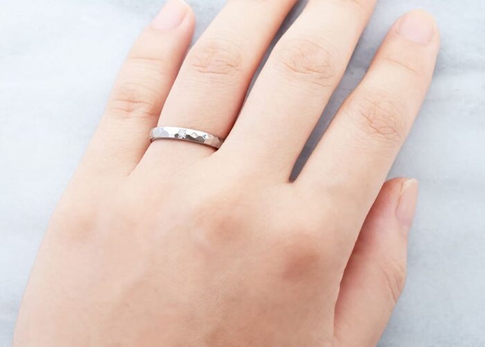 SORAの結婚指輪アイナの着用画像