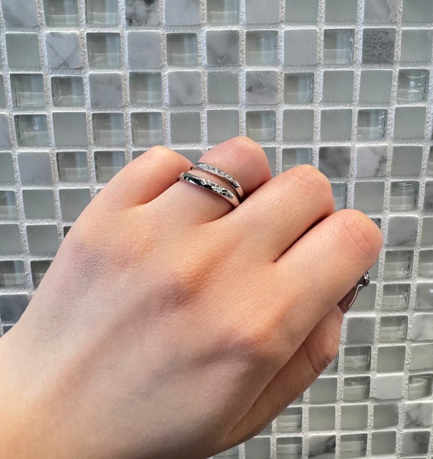 モニッケンダムの結婚指輪　ウェーブ　17WR42/17WR43