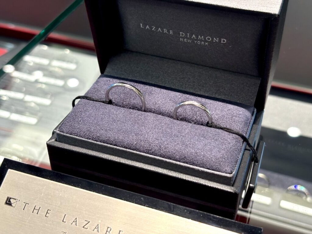 ラザールダイヤモンドの結婚指輪 レンブラント