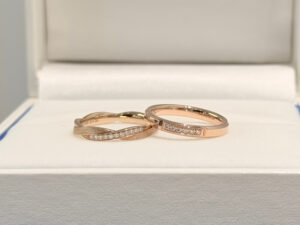 キャラメルゴールド結婚指輪｜くすみカラーが魅力のフィッシャーオリジナル素材