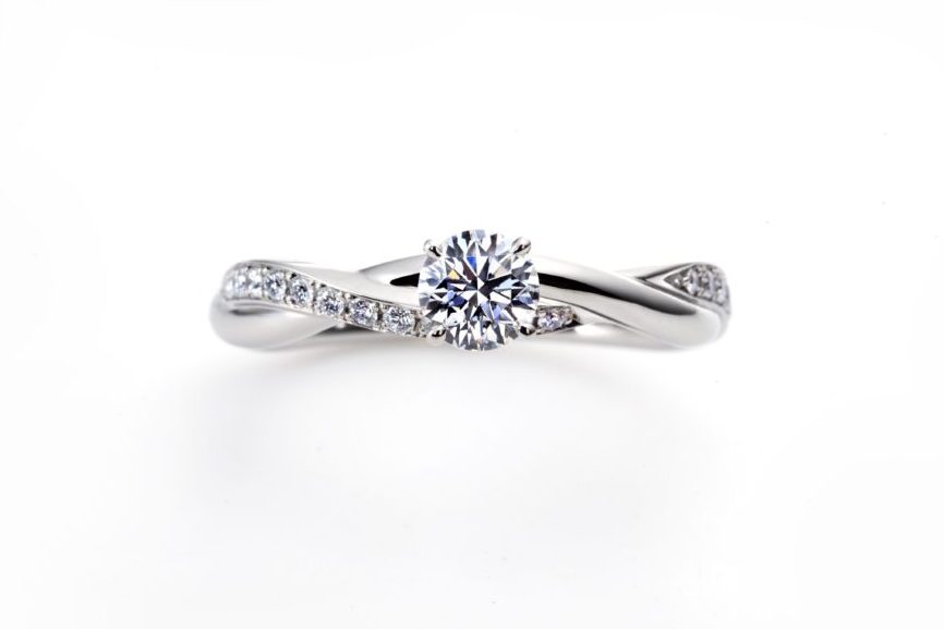 スウィートアイヴィ　婚約指輪