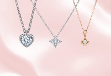 婚約ネックレス｜大人かわいいモチーフやピンクゴールドのデザイン特集