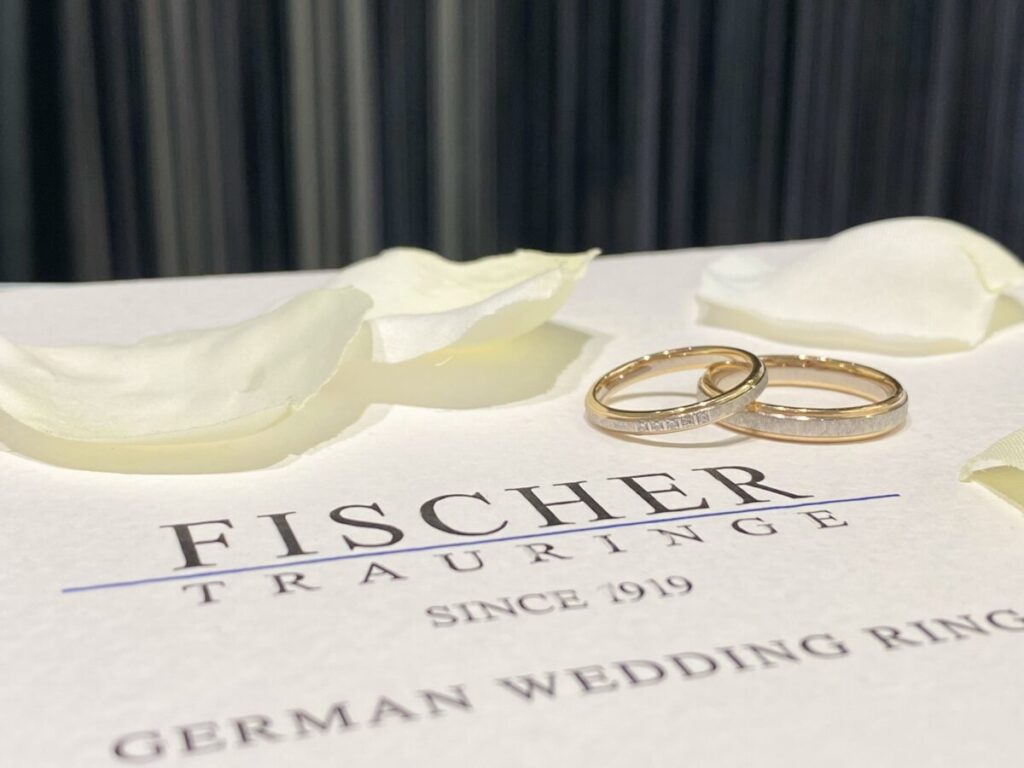 フィッシャーの結婚指輪　アイスマット